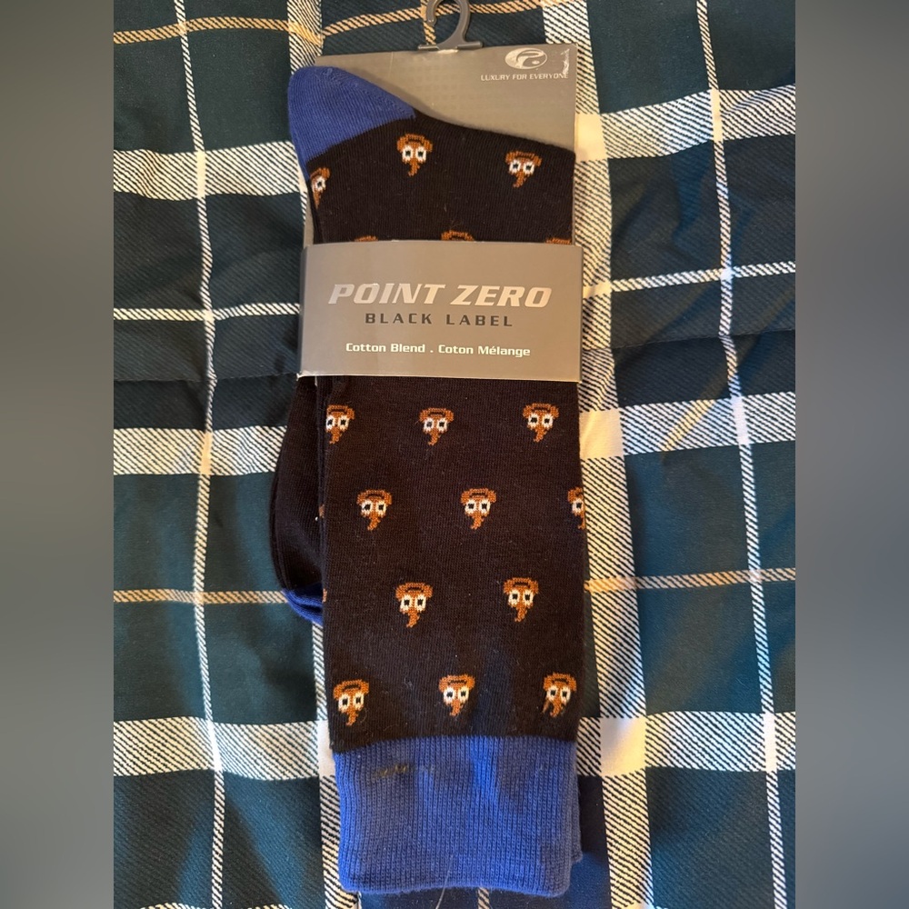 Point Zero Poop Emoji Socks